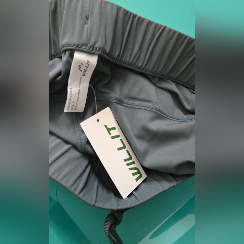 WILLIT Women's Shorts #730 - Picture 2 of 11